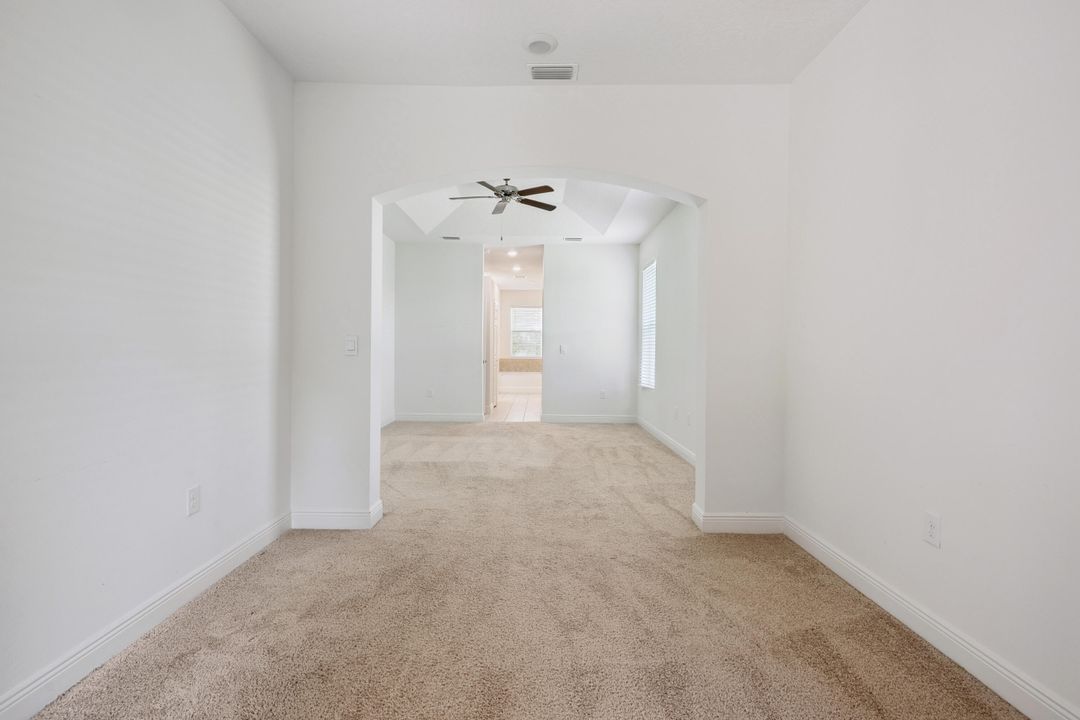 For Sale: $549,000 (4 beds, 3 baths, 2577 Square Feet)