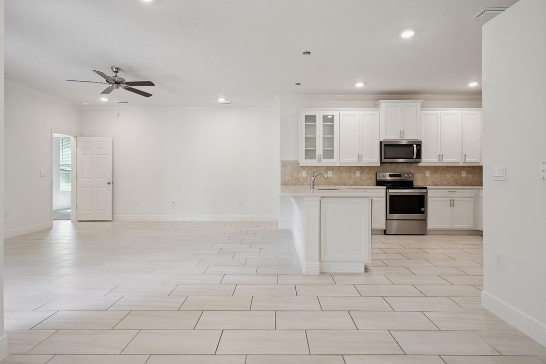 For Sale: $549,000 (4 beds, 3 baths, 2577 Square Feet)