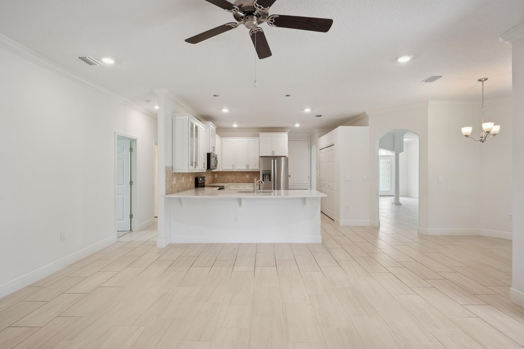 For Sale: $549,000 (4 beds, 3 baths, 2577 Square Feet)