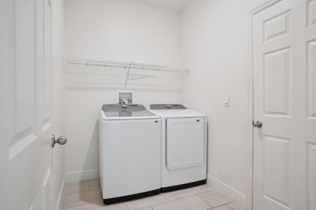 For Sale: $549,000 (4 beds, 3 baths, 2577 Square Feet)