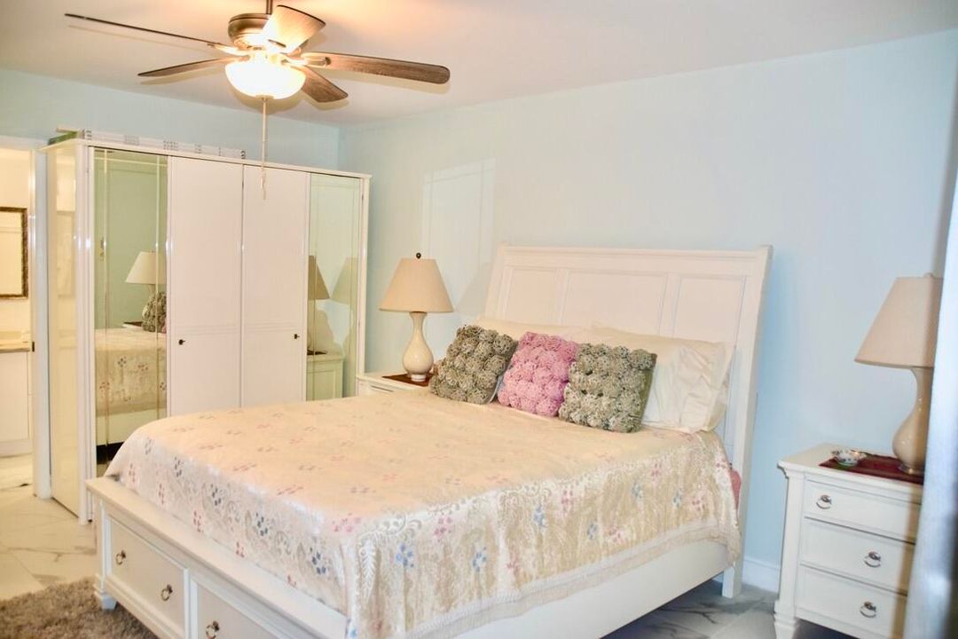 合同活跃: $3,500 (2 贝兹, 2 浴室, 1000 平方英尺)