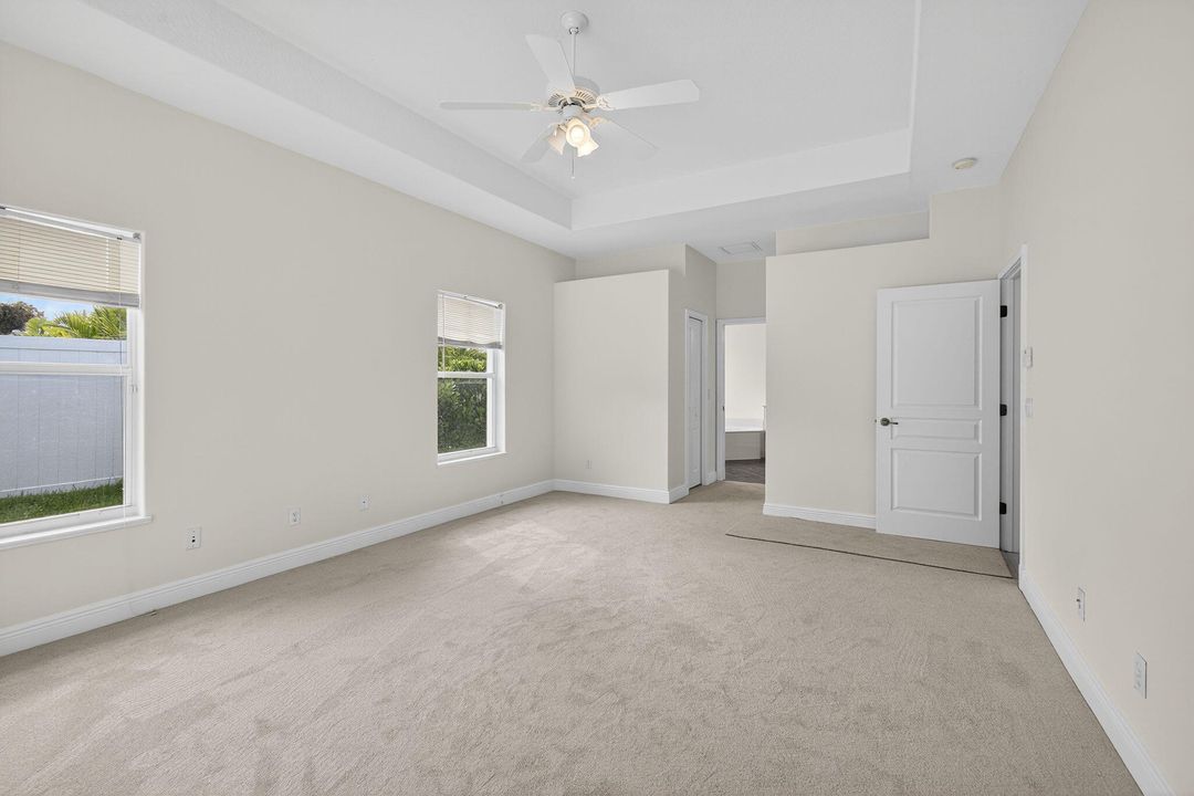 Active With Contract: $569,000 (4 beds, 2 baths, 2304 Square Feet)