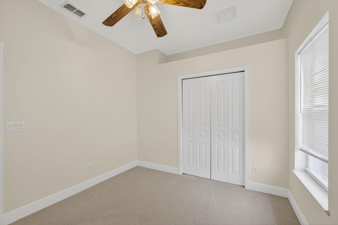 Active With Contract: $569,000 (4 beds, 2 baths, 2304 Square Feet)