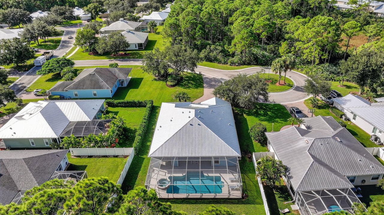 Active With Contract: $569,000 (4 beds, 2 baths, 2304 Square Feet)