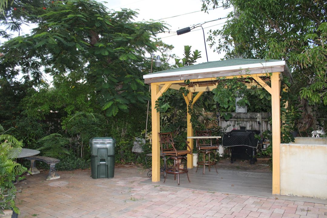 Active With Contract: $515,000 (4 beds, 4 baths, 1661 Square Feet)