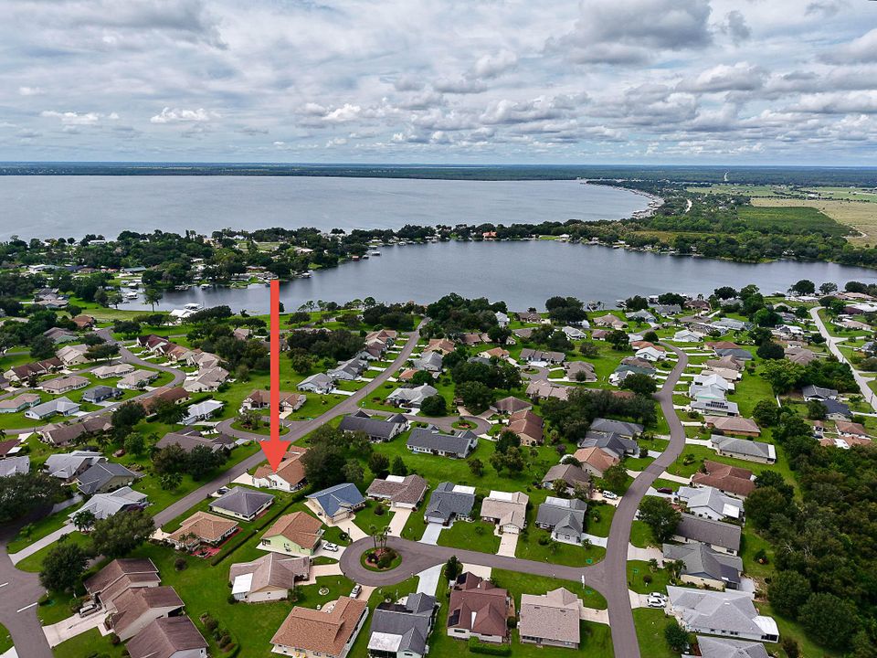 For Sale: $249,900 (2 beds, 2 baths, 1245 Square Feet)