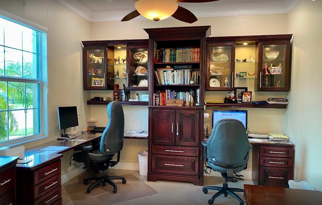 Active With Contract: $2,700 (2 beds, 2 baths, 1809 Square Feet)