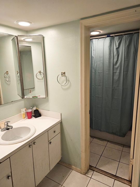 En Venta: $285,000 (2 camas, 1 baños, 1264 Pies cuadrados)