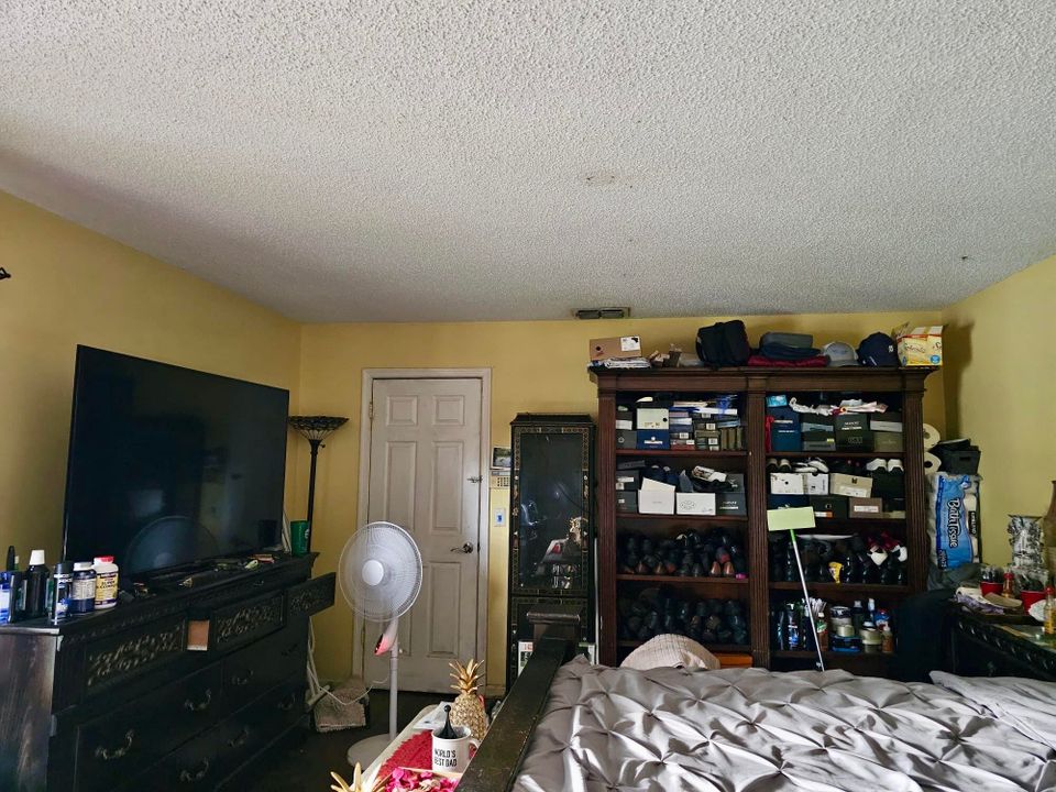 En Venta: $285,000 (2 camas, 1 baños, 1264 Pies cuadrados)