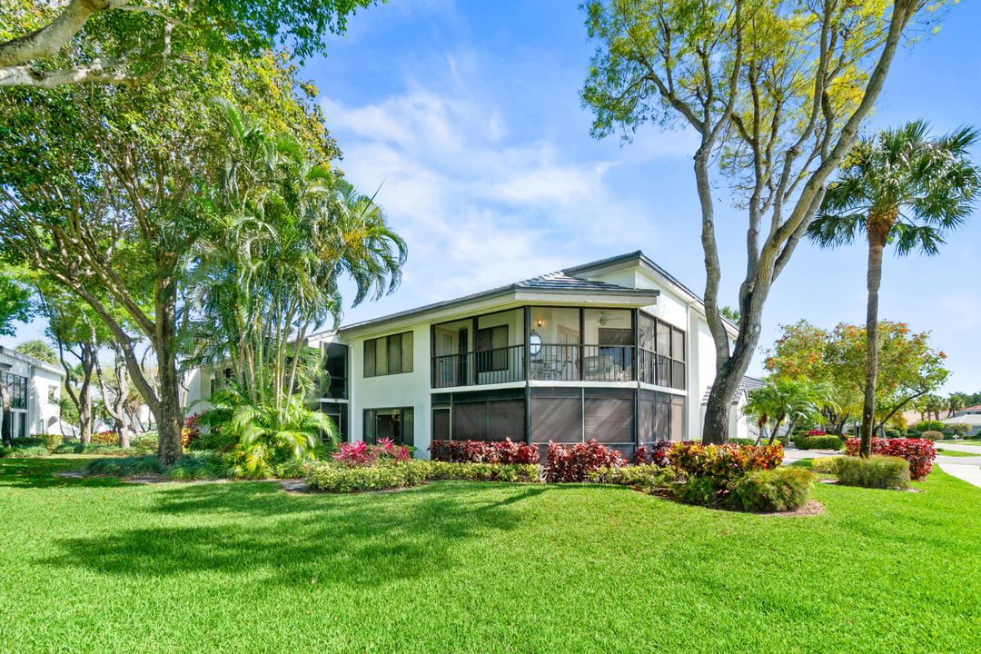 Под контрактом: $10,500 (2 спален, 2 ванн, 1728 Квадратных фут)