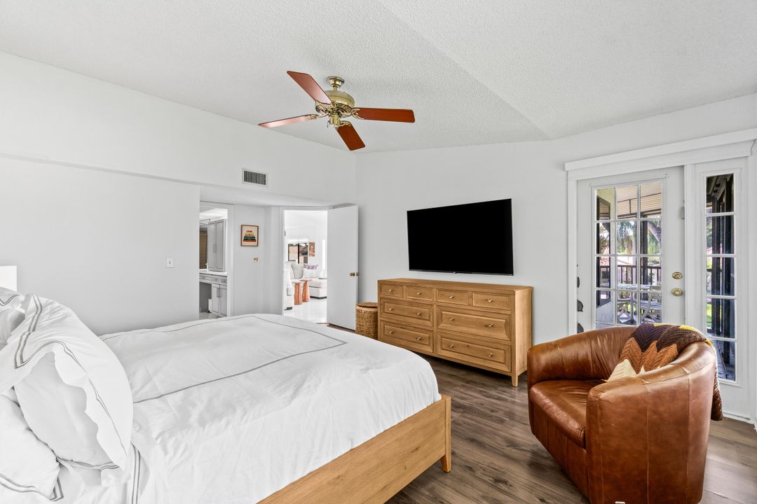 Под контрактом: $10,500 (2 спален, 2 ванн, 1728 Квадратных фут)