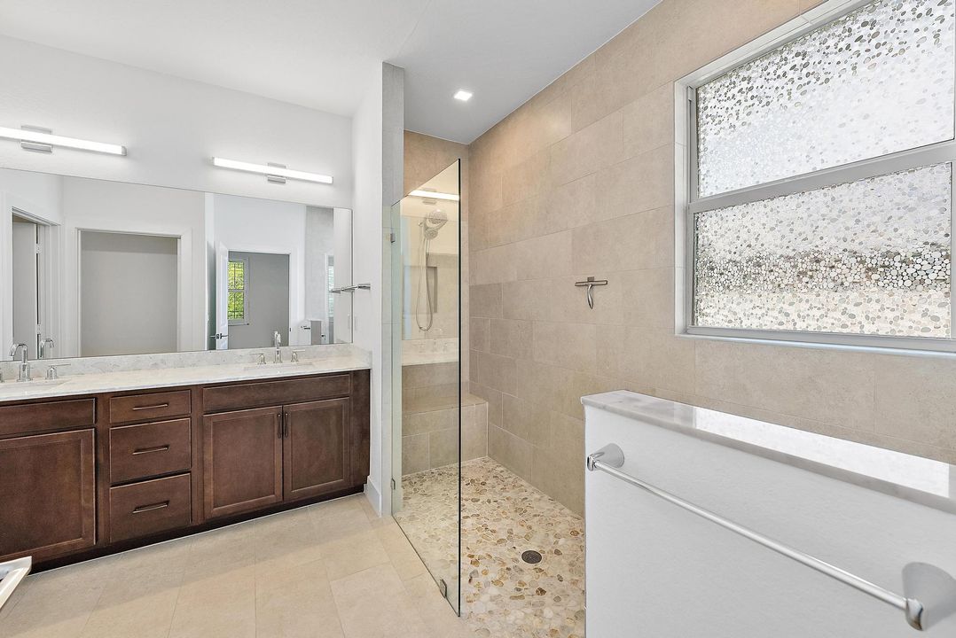 Active With Contract: $780,000 (4 beds, 3 baths, 2838 Square Feet)