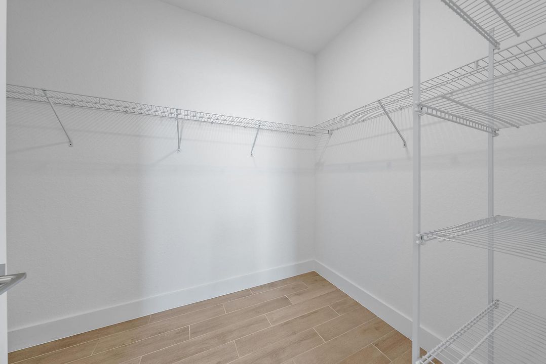 Active With Contract: $780,000 (4 beds, 3 baths, 2838 Square Feet)