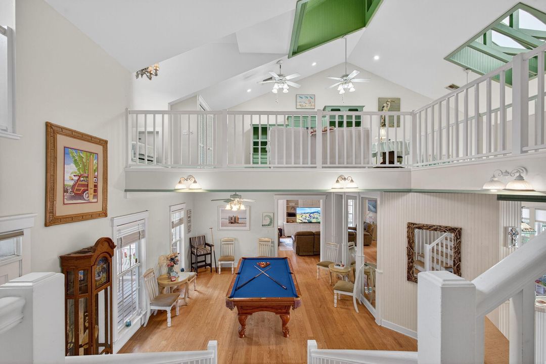 For Sale: $1,495,000 (6 beds, 6 baths, 4979 Square Feet)