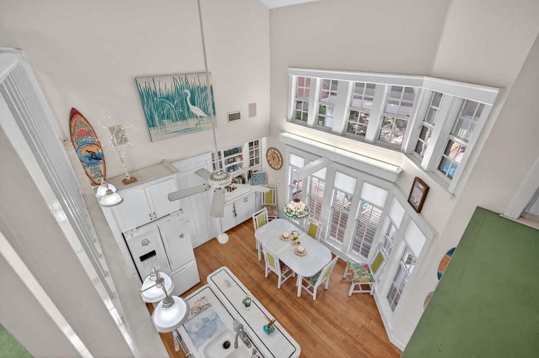 For Sale: $1,495,000 (6 beds, 6 baths, 4979 Square Feet)