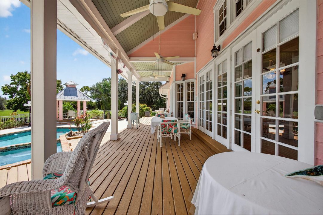 For Sale: $1,495,000 (6 beds, 6 baths, 4979 Square Feet)