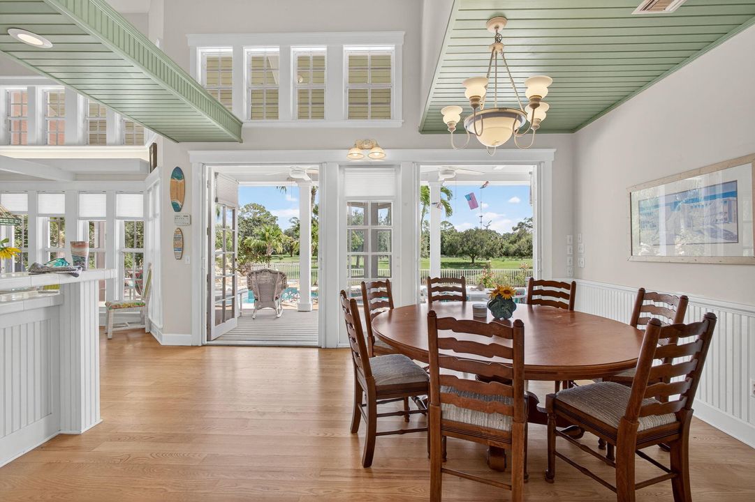 For Sale: $1,495,000 (6 beds, 6 baths, 4979 Square Feet)