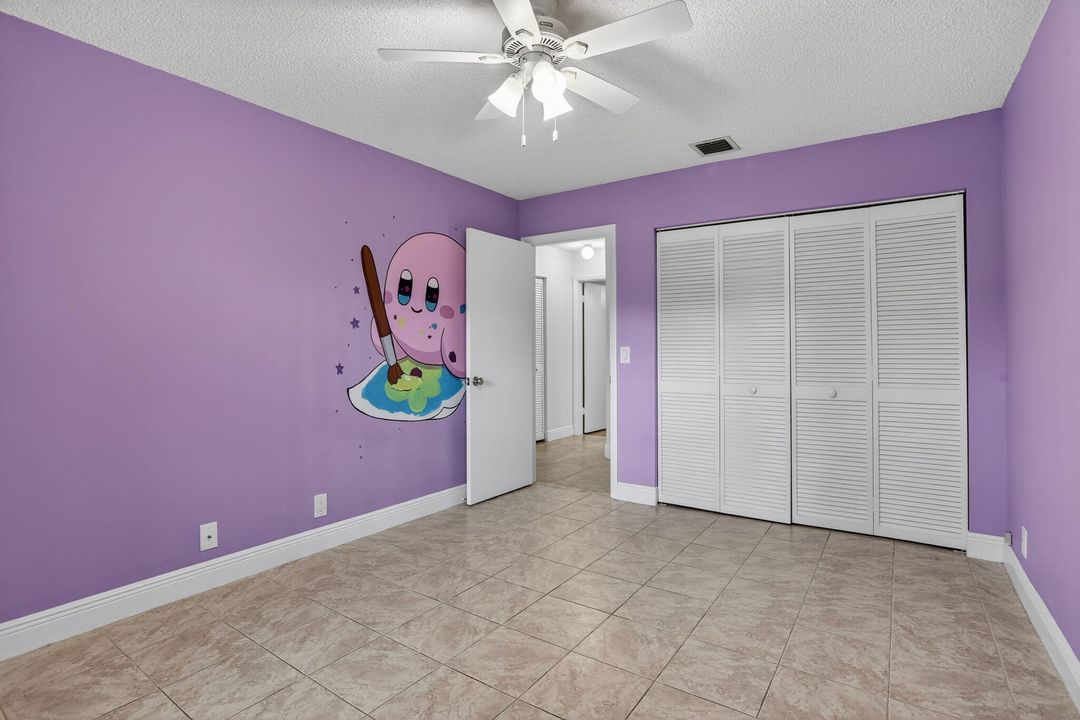 Active With Contract: $607,400 (3 beds, 2 baths, 2202 Square Feet)