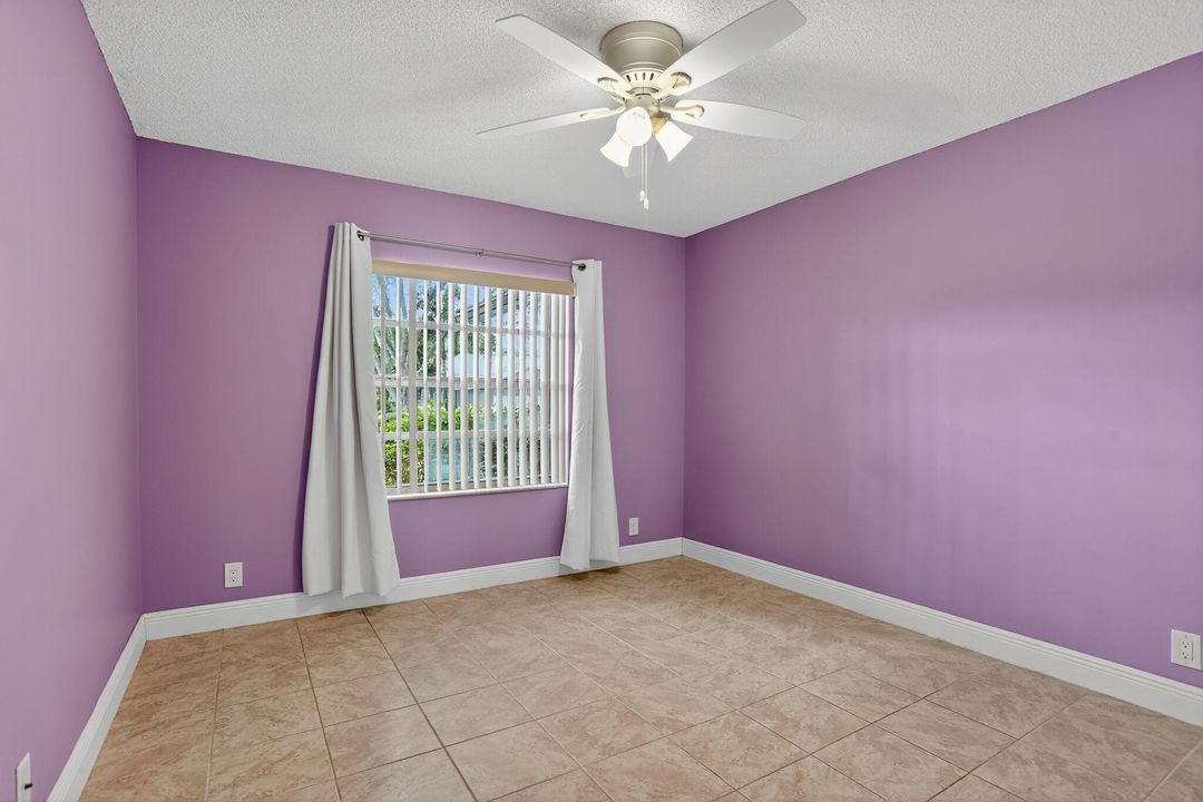 Active With Contract: $607,400 (3 beds, 2 baths, 2202 Square Feet)