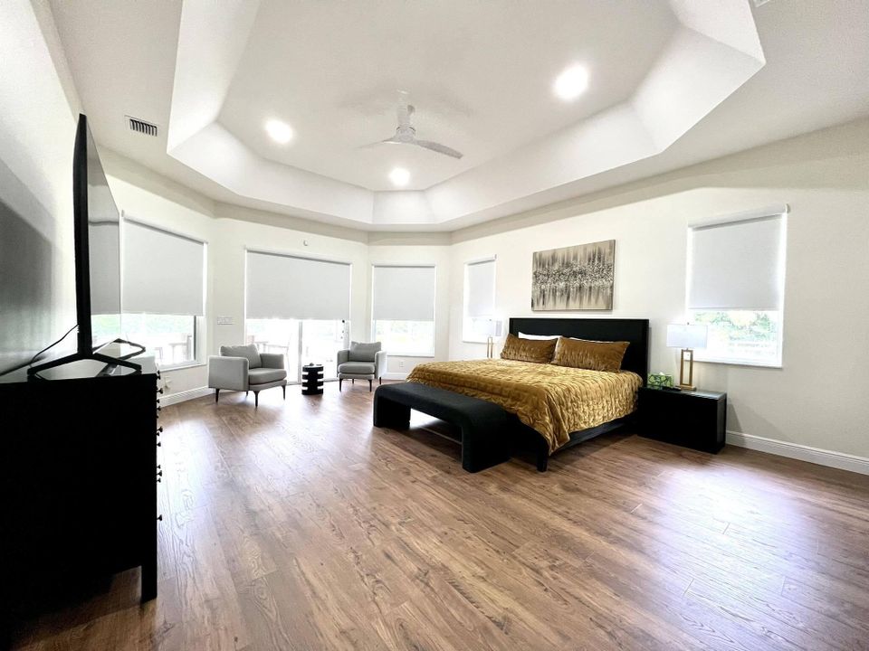 For Sale: $2,599,000 (4 beds, 4 baths, 3515 Square Feet)