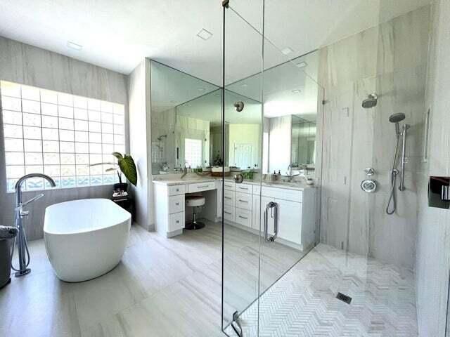 For Sale: $2,599,000 (4 beds, 4 baths, 3515 Square Feet)