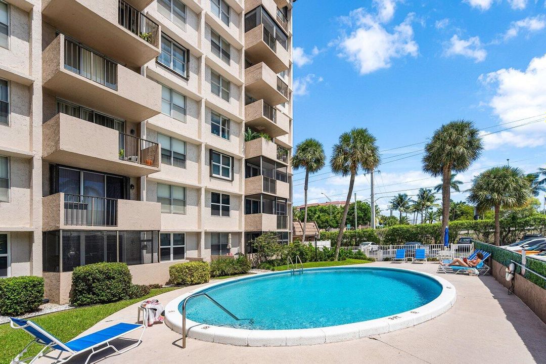 Active With Contract: $150,000 (1 beds, 1 baths, 630 Square Feet)