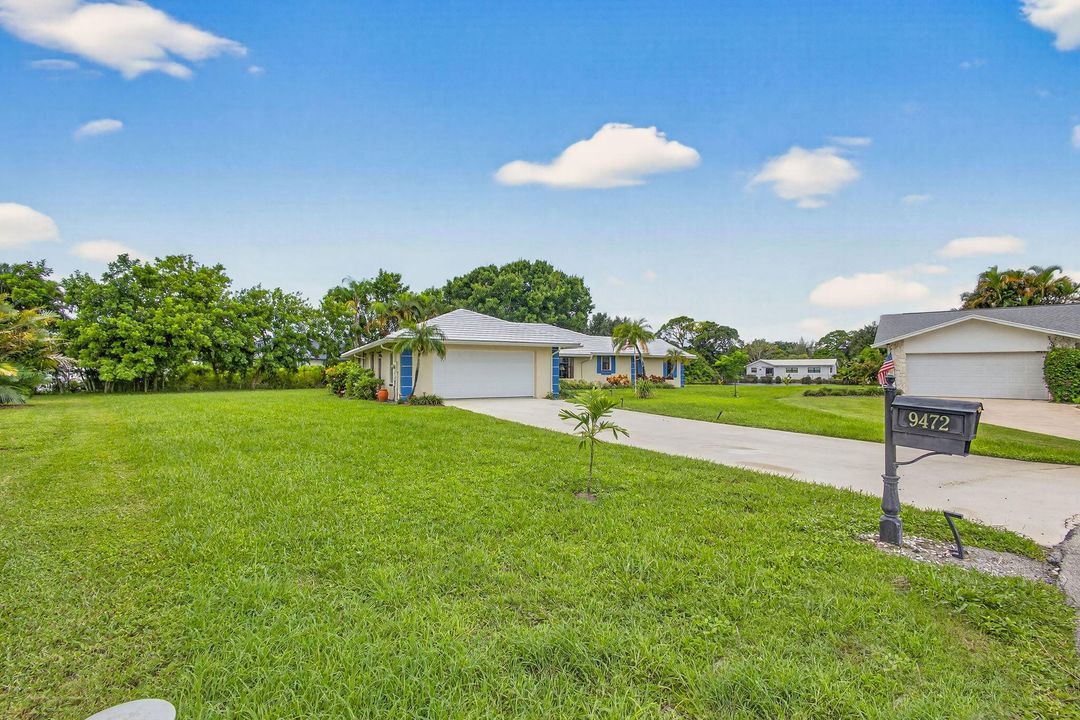 En Venta: $699,000 (4 camas, 2 baños, 2220 Pies cuadrados)