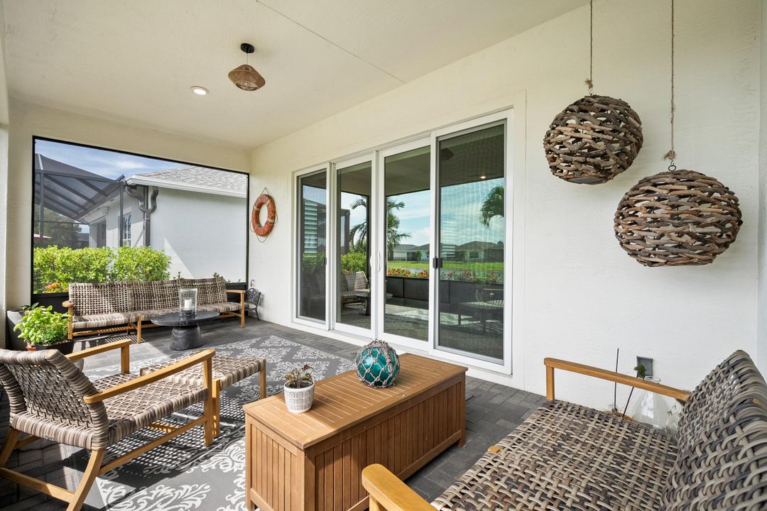 For Sale: $694,909 (3 beds, 3 baths, 2807 Square Feet)