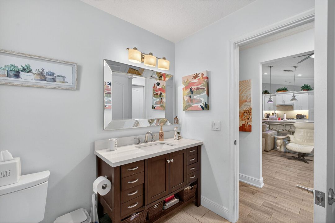 待售: $1,099,000 (3 贝兹, 2 浴室, 2374 平方英尺)