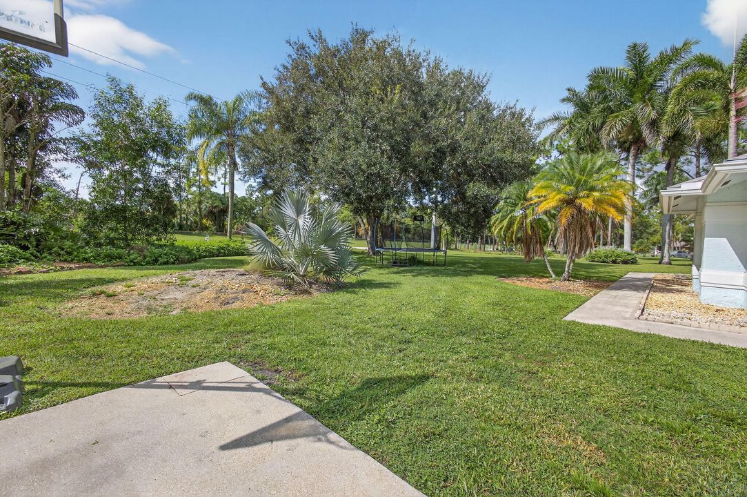 待售: $1,099,000 (3 贝兹, 2 浴室, 2374 平方英尺)