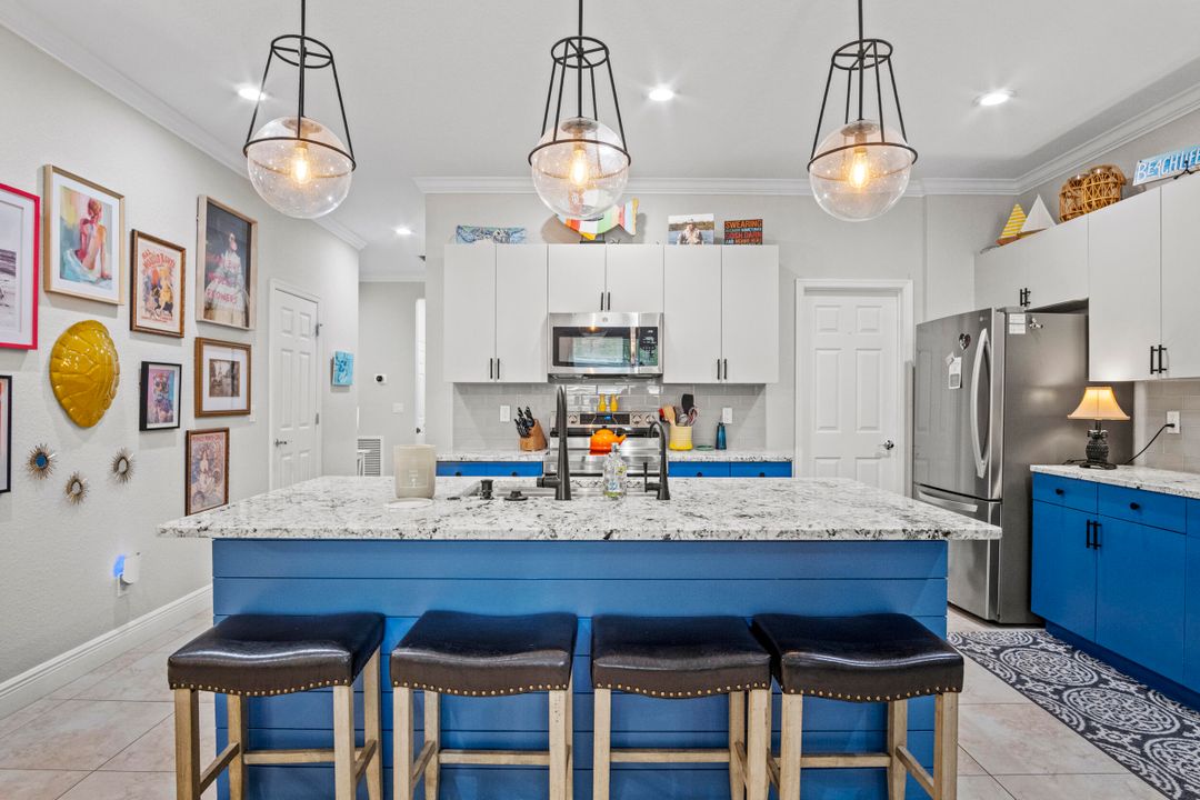 For Sale: $599,000 (5 beds, 3 baths, 3628 Square Feet)