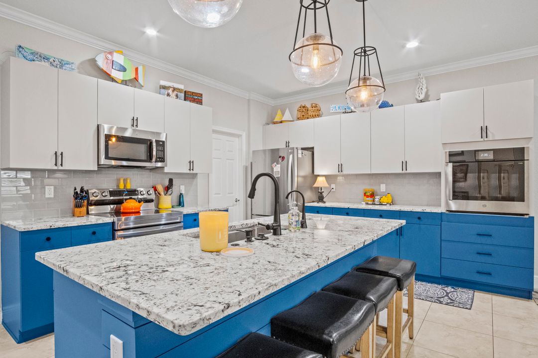 For Sale: $599,000 (5 beds, 3 baths, 3628 Square Feet)