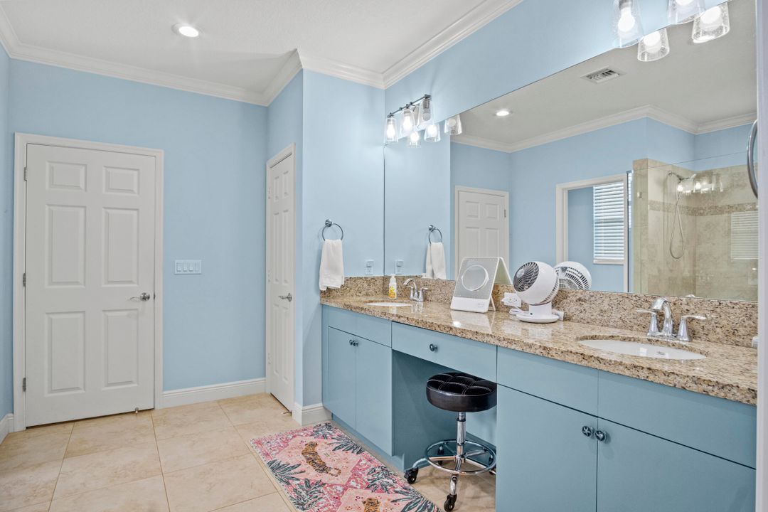 For Sale: $599,000 (5 beds, 3 baths, 3628 Square Feet)