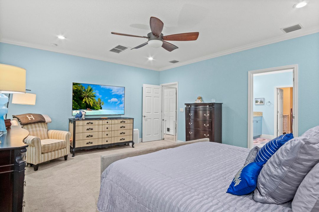 For Sale: $599,000 (5 beds, 3 baths, 3628 Square Feet)