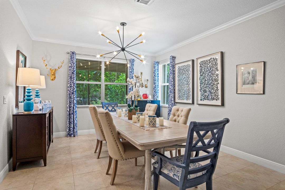 For Sale: $599,000 (5 beds, 3 baths, 3628 Square Feet)