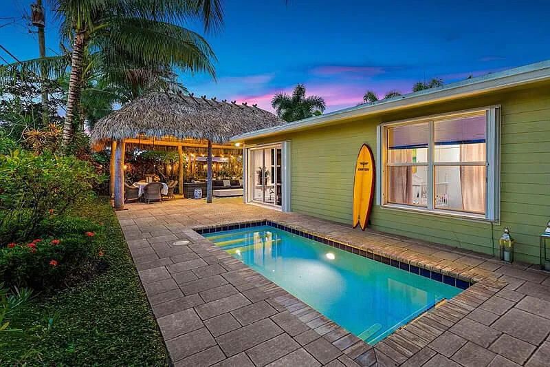 Недавно продано: $915,000 (3 спален, 2 ванн, 1642 Квадратных фут)