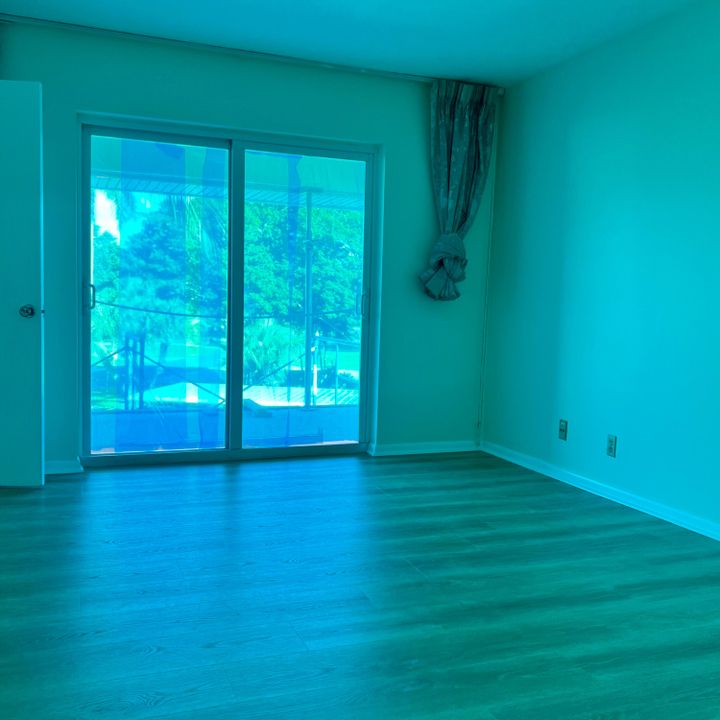 Activo con contrato: $1,900 (2 camas, 2 baños, 959 Pies cuadrados)