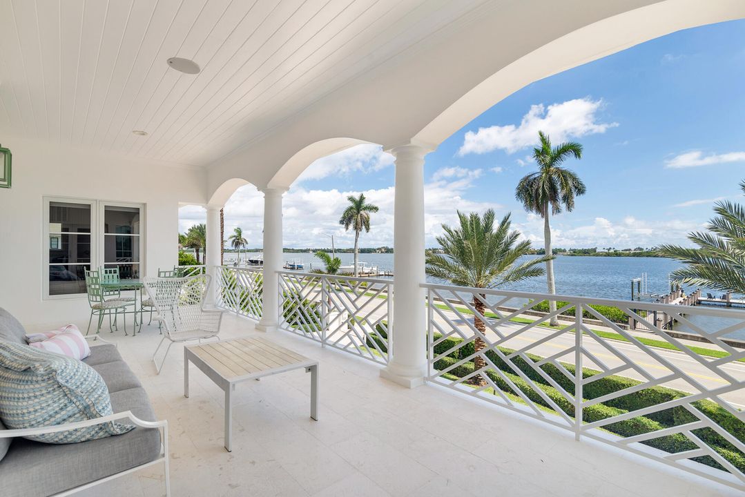 For Sale: $25,500,000 (5 beds, 5 baths, 6706 Square Feet)