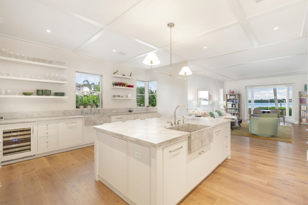 For Sale: $25,500,000 (5 beds, 5 baths, 6706 Square Feet)