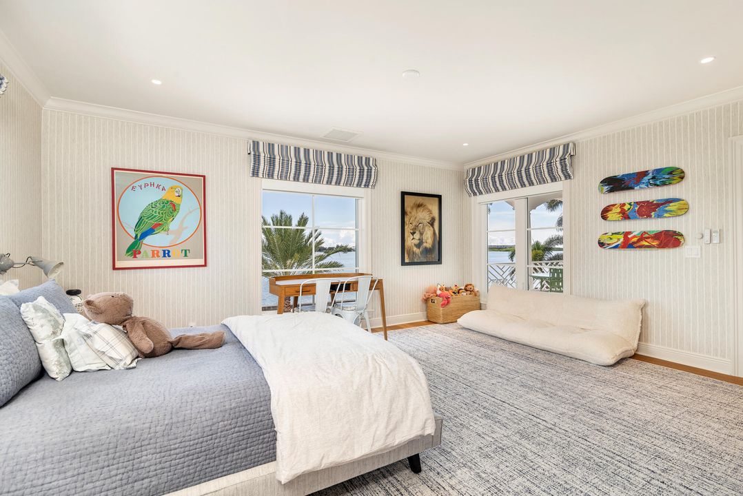 For Sale: $25,500,000 (5 beds, 5 baths, 6706 Square Feet)