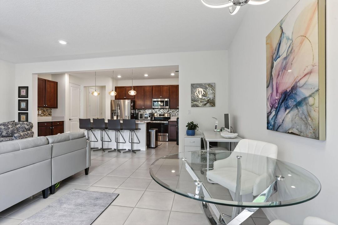 待售: $479,000 (2 贝兹, 2 浴室, 1494 平方英尺)