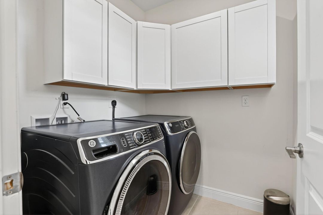 待售: $479,000 (2 贝兹, 2 浴室, 1494 平方英尺)