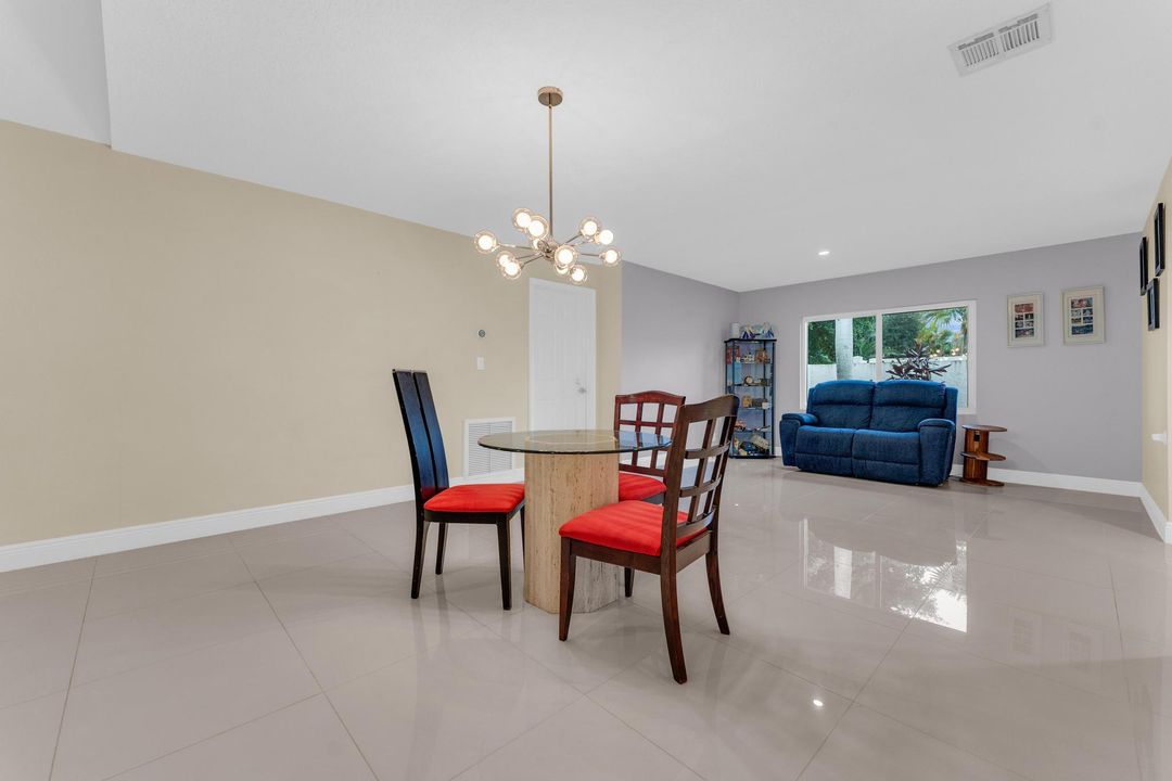 For Sale: $1,100,000 (4 beds, 2 baths, 2723 Square Feet)