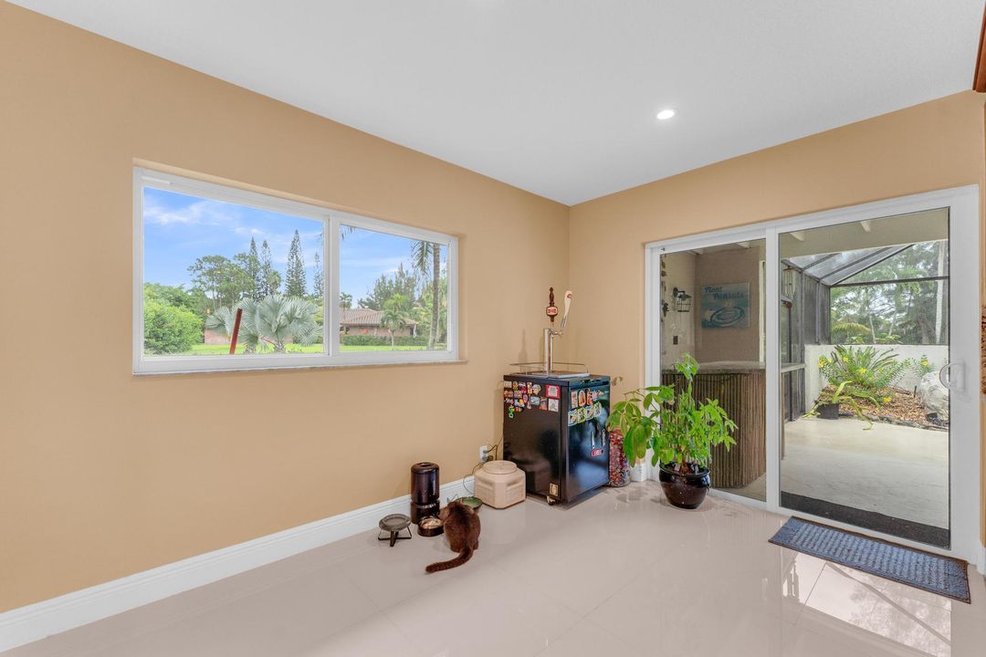 For Sale: $1,100,000 (4 beds, 2 baths, 2723 Square Feet)