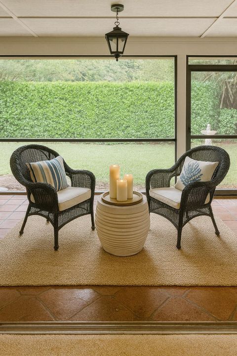 Activo con contrato: $659,900 (4 camas, 3 baños, 2326 Pies cuadrados)