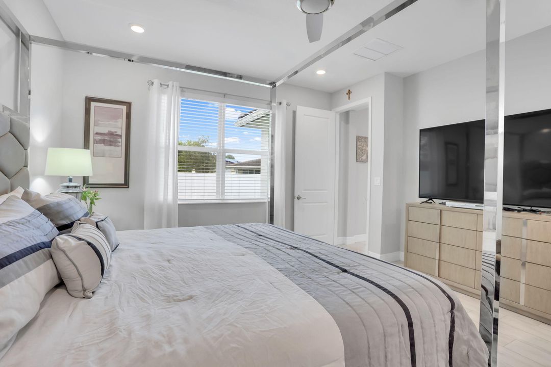 Activo con contrato: $710,000 (4 camas, 3 baños, 2179 Pies cuadrados)