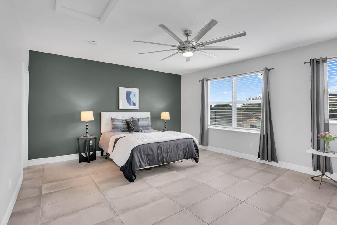 Activo con contrato: $710,000 (4 camas, 3 baños, 2179 Pies cuadrados)