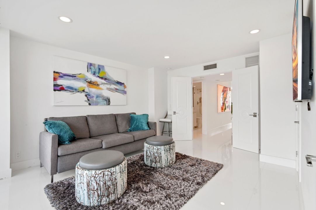 For Sale: $1,995,000 (2 beds, 2 baths, 1423 Square Feet)