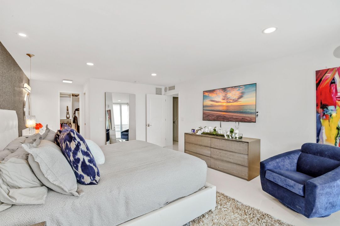 For Sale: $1,995,000 (2 beds, 2 baths, 1423 Square Feet)