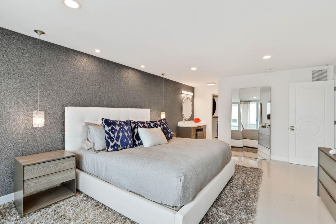 For Sale: $1,995,000 (2 beds, 2 baths, 1423 Square Feet)